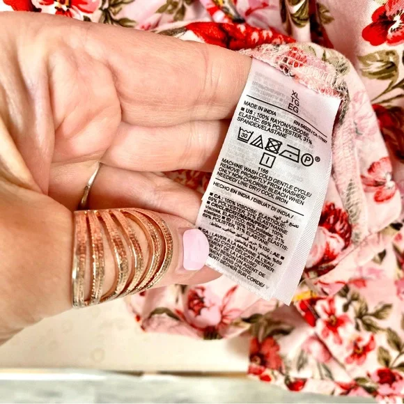 Ballon sleeves prairie floral boho dress w shabby chic country feel - Picture 9 of 11